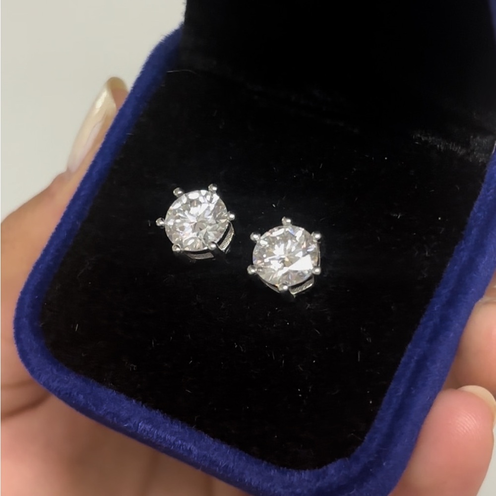 Diamond Stud Earrings